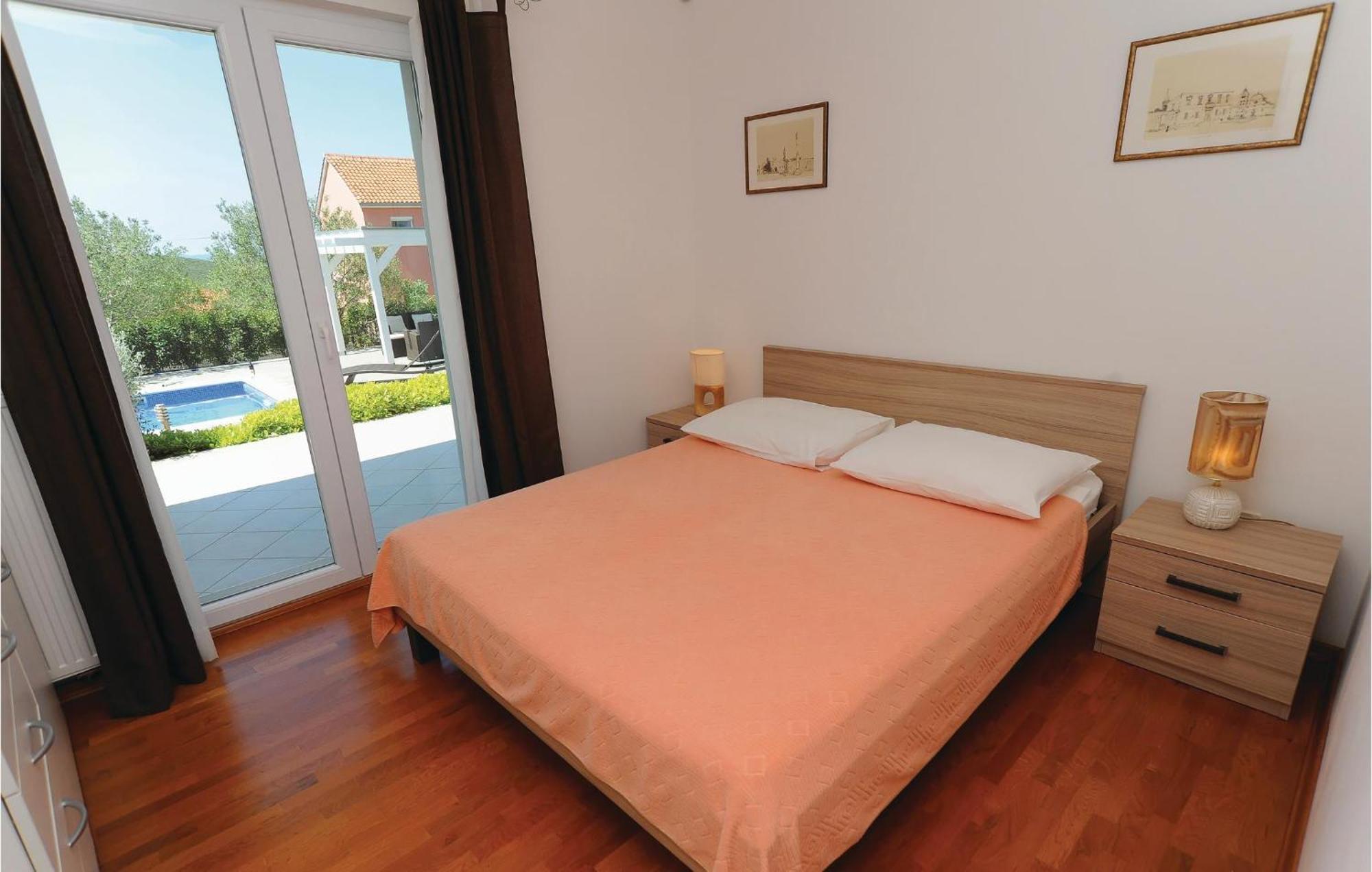 5 Bedroom Amazing Home In Debeljak Exteriér fotografie